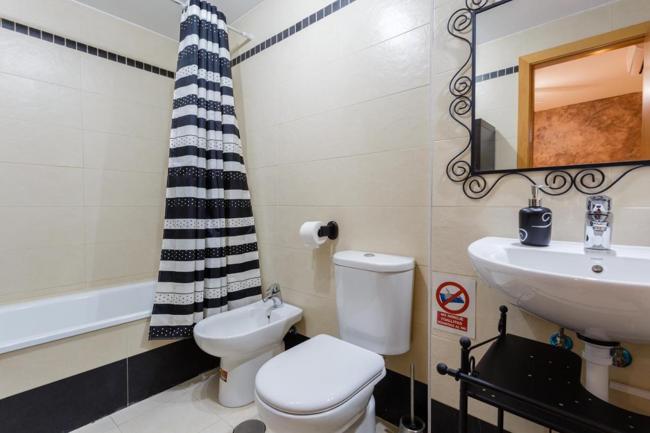 Puerta San Felix Free Parking By Cadiz4Rentals 외부 사진